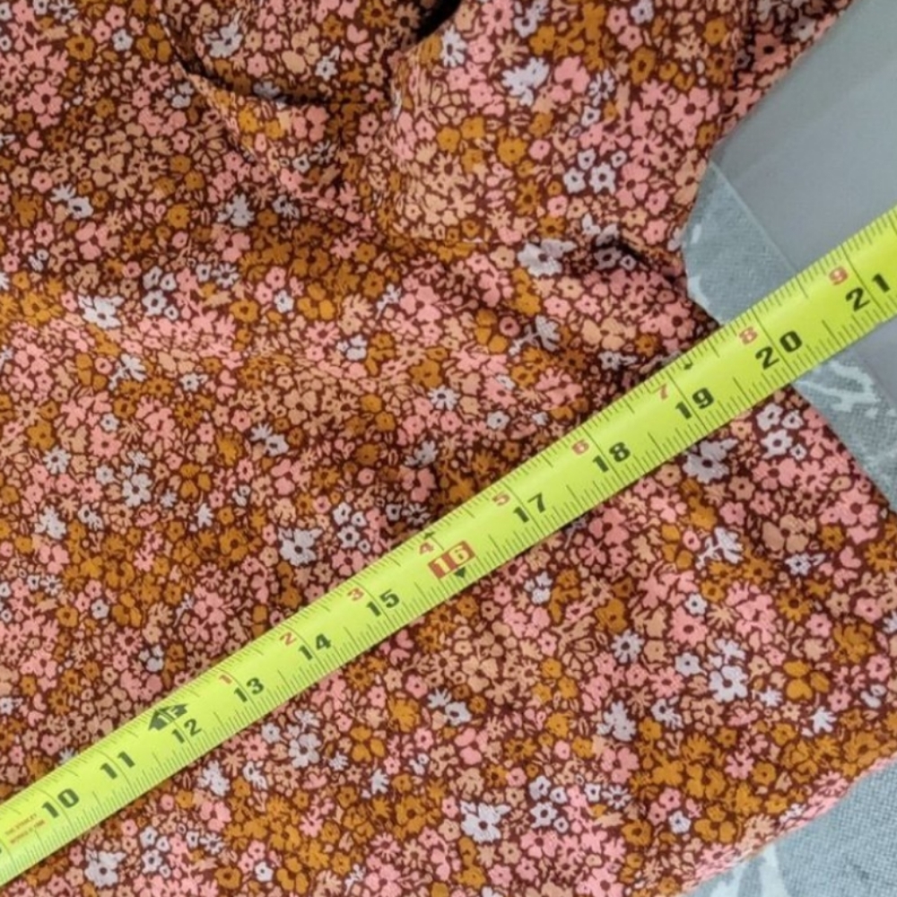 Universal Thread Floral Blouse, Large - Picture 5 of 7